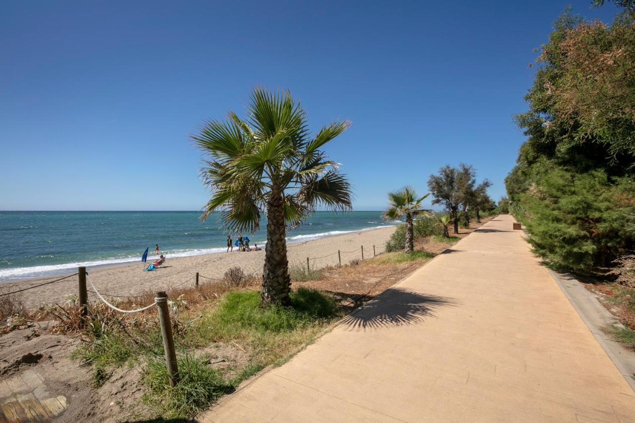 Luna Beach ماربيا المظهر الخارجي الصورة